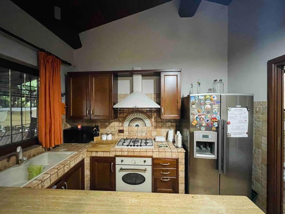Honey'S Home-Dependance Campagna Latina Esterno foto